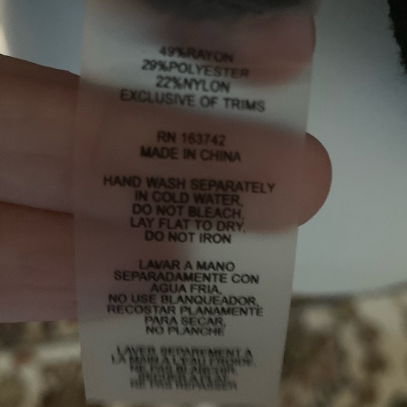 💚5/$25💚LIV Milano size S black sweater - Picture 7 of 7